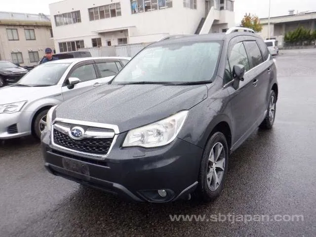 Subaru Forester 2015 photo 2