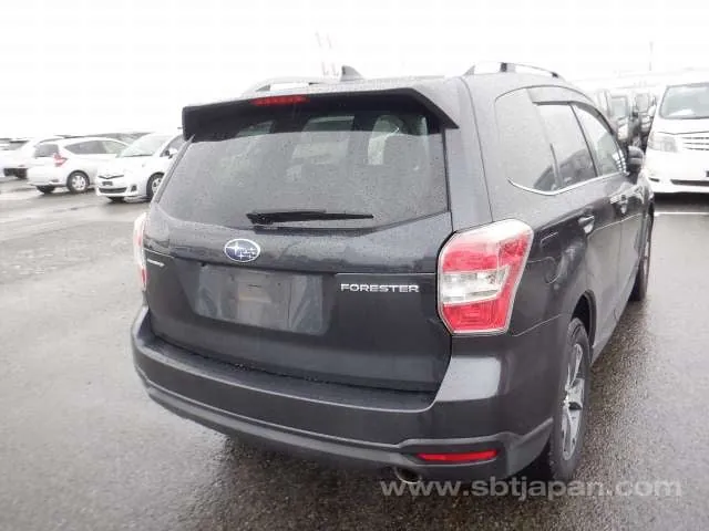Subaru Forester 2015 photo 4
