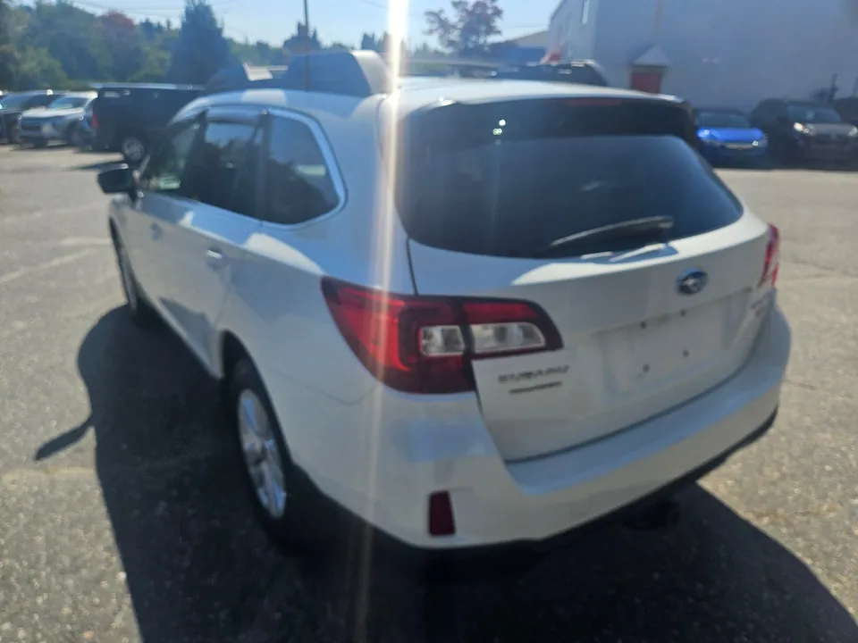 Subaru Outback 2017 photo 3