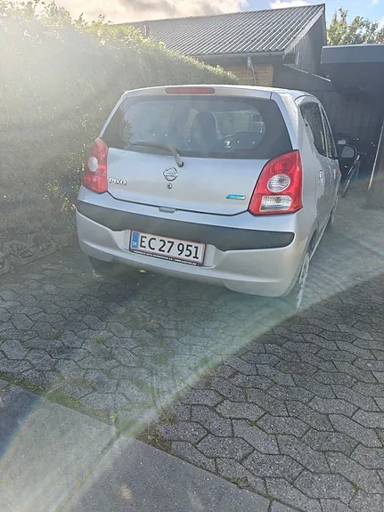 Nissan Pixo 2010 photo 3
