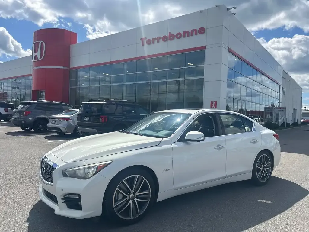 Infiniti Q50