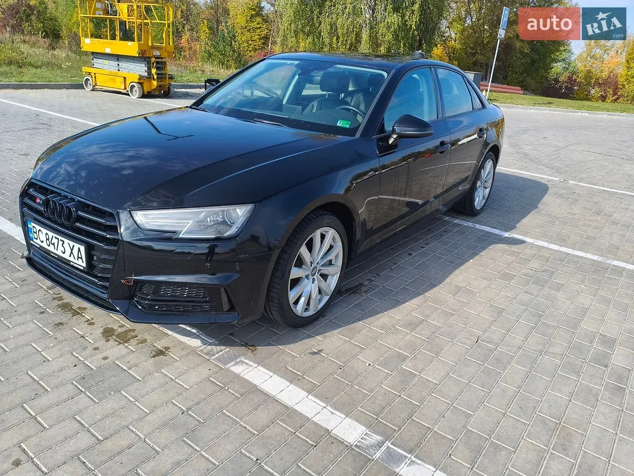 Audi A4 2015 photo 5
