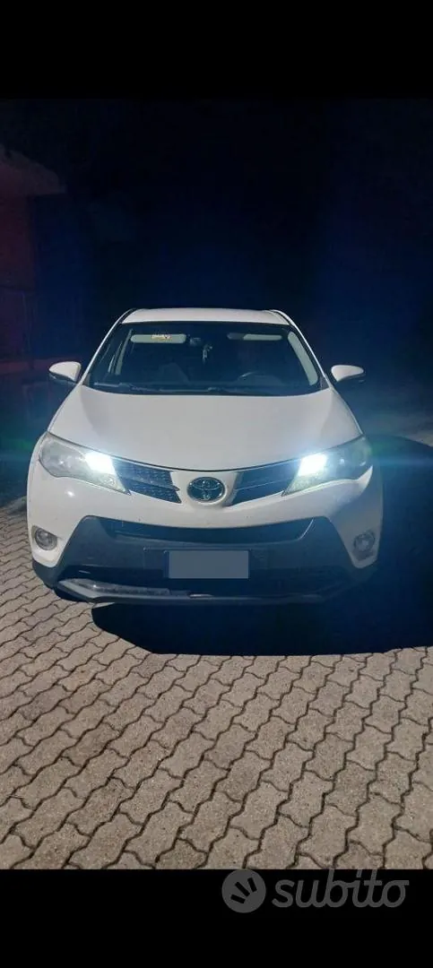 Toyota Rav4 2014 photo 2