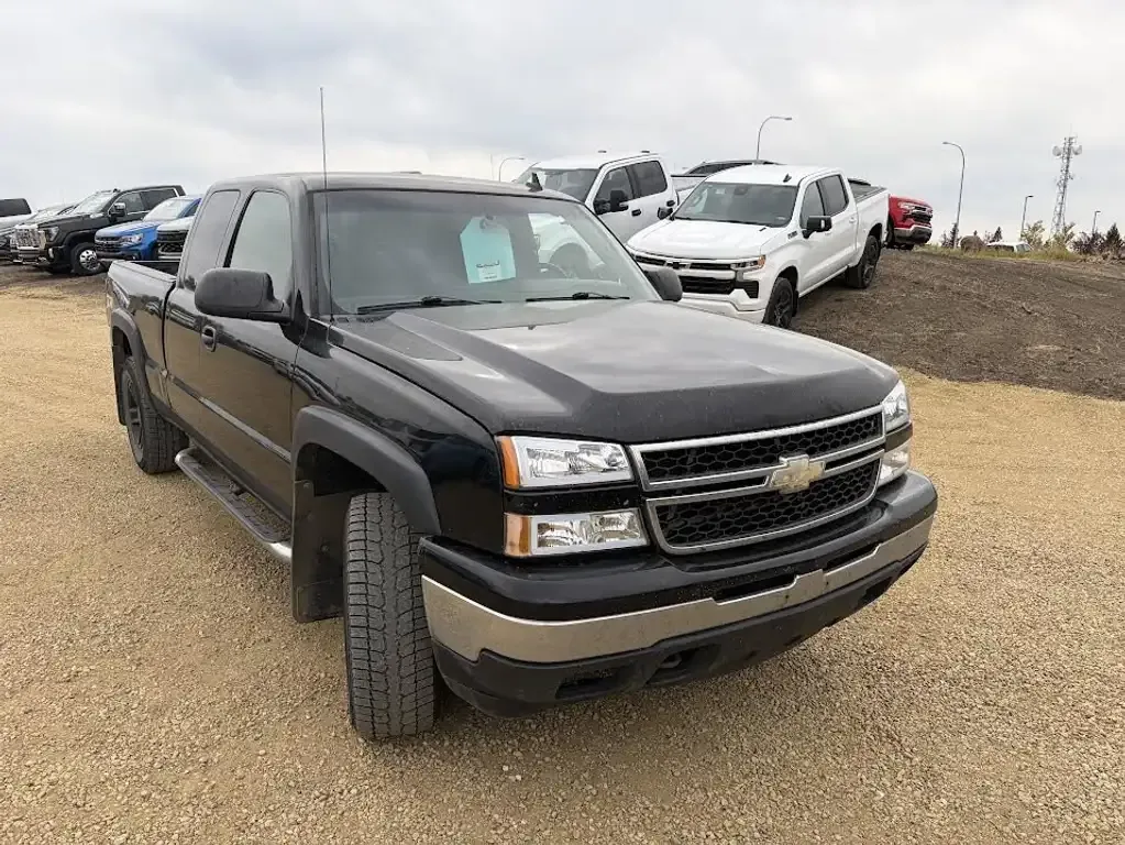Chevrolet Silverado 1500 2006 photo 2