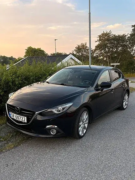 Mazda 3 2015 photo 2
