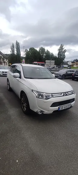Mitsubishi Outlander 2013 photo 4