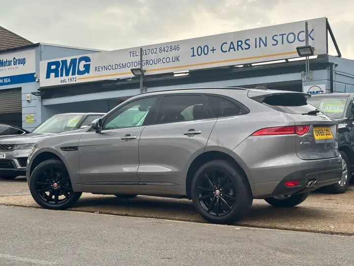 Jaguar F-Pace 2019 photo 3