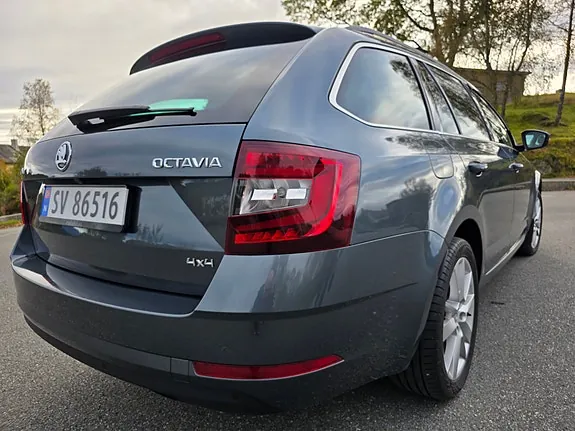 Skoda Octavia 2018 photo 2