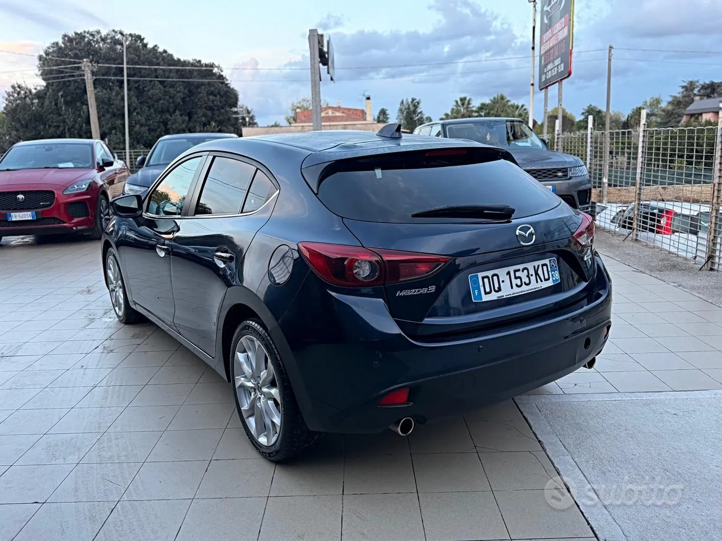 Mazda Mazda3 2015 photo 3