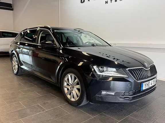 Skoda Superb 2017 photo 2