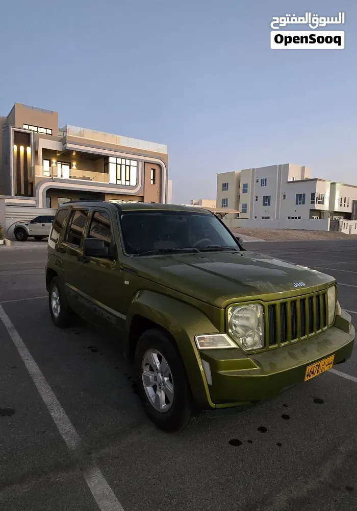 Jeep Cherokee 2012 photo 3
