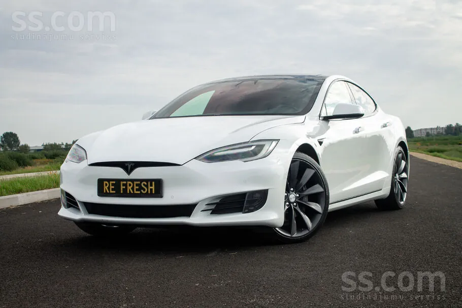 Tesla Model S 2017 photo 3