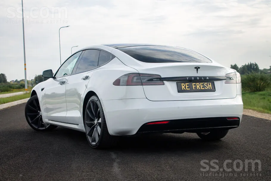 Tesla Model S 2017 photo 4