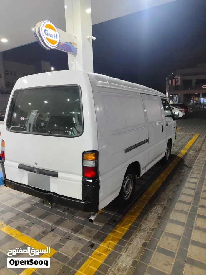 Mitsubishi L400 2012 photo 3
