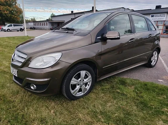 Mercedes-Benz B170