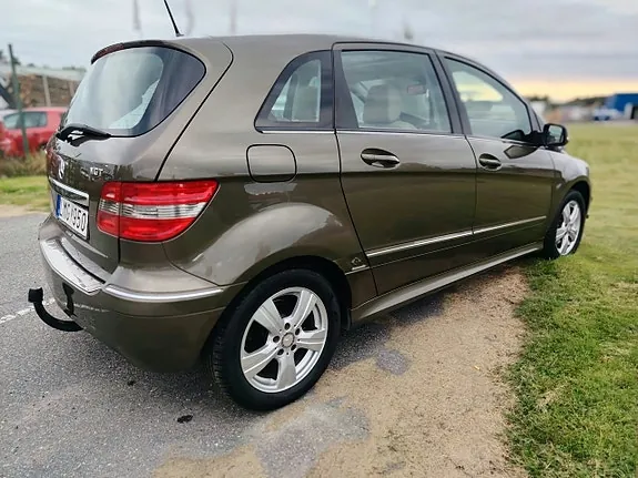 Mercedes-Benz B170 2009 photo 3