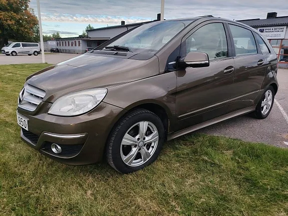 Mercedes-Benz B170 2009 photo 4