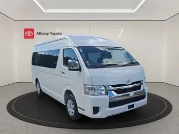 Toyota Hiace 2026 photo 2