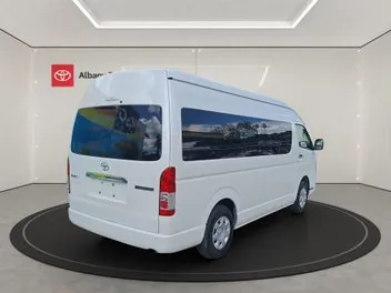 Toyota Hiace 2026 photo 4
