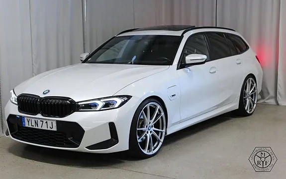BMW 330E