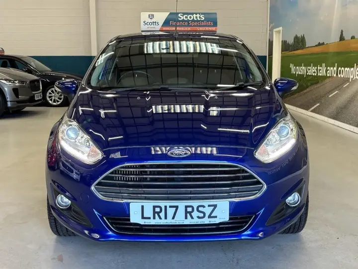 Ford Fiesta 2017 photo 2
