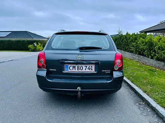 Toyota Avensis 2006 photo 4