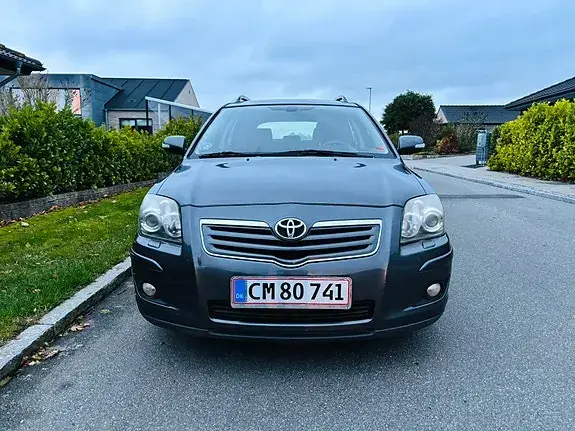Toyota Avensis 2006 photo 5