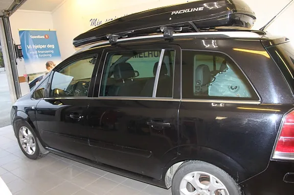 Opel Zafira 2006 photo 2