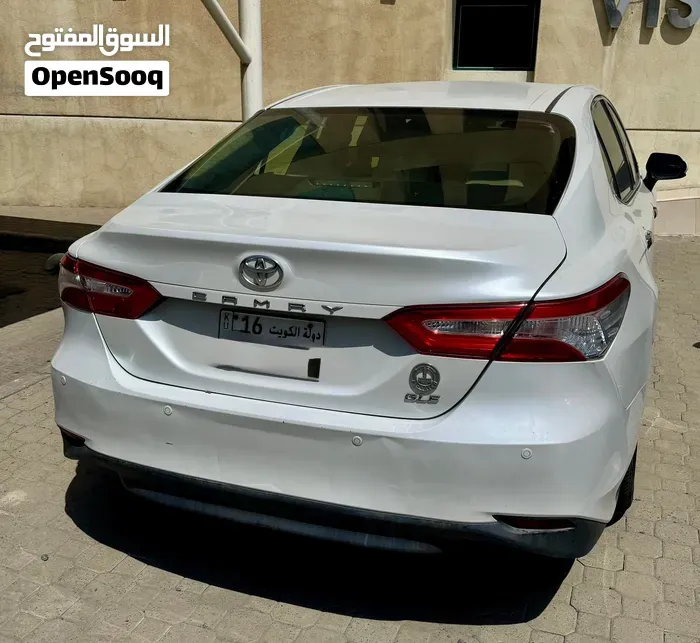Toyota Camry 2018 photo 4