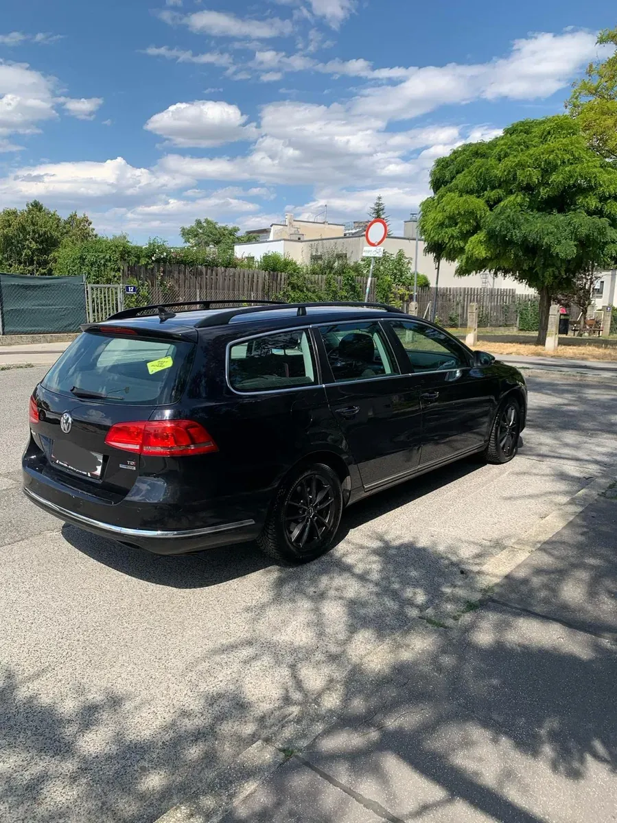 Volkswagen Passat 2011 photo 3