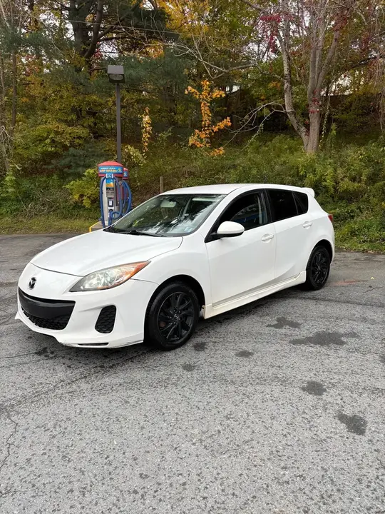 Mazda 3 2013 photo 2