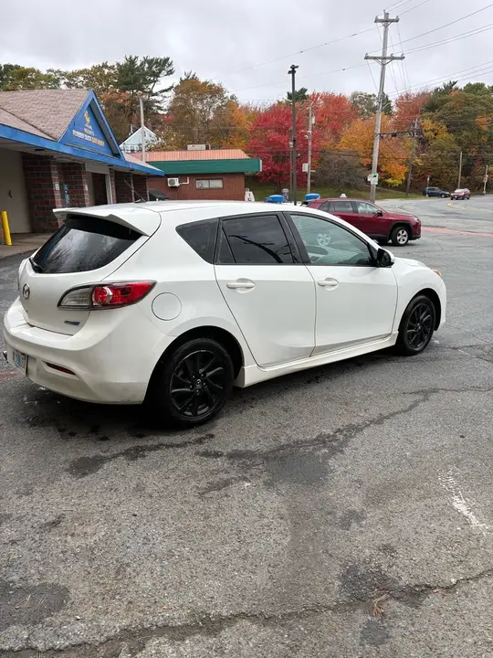 Mazda 3 2013 photo 4