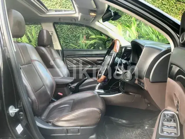 Mitsubishi Outlander 2016 photo 3