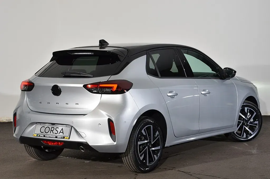 Opel Corsa 2024 photo 2