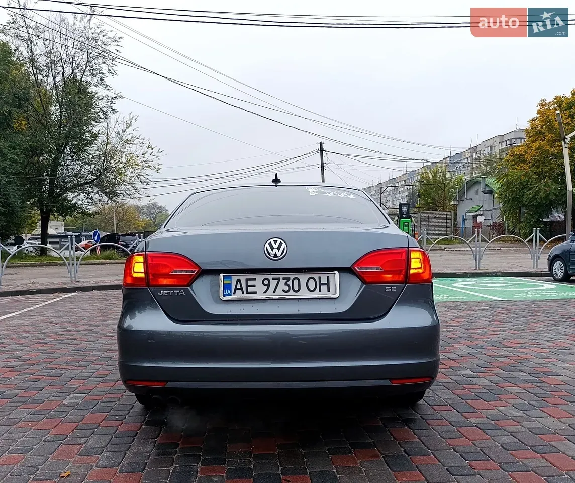 Volkswagen Jetta 2014 photo 2