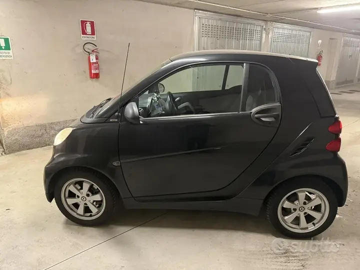 Smart Fortwo 2009 photo 2