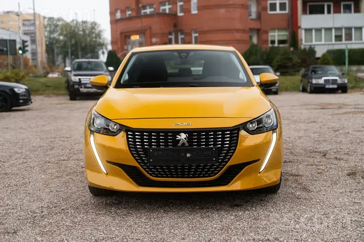 Peugeot 208 2020 photo 2