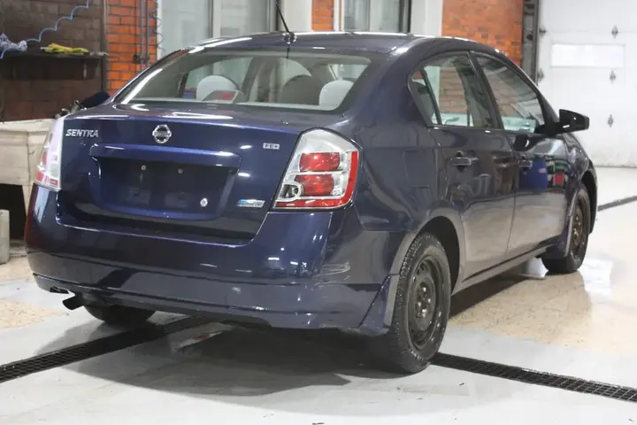 Nissan Sentra 2009 photo 4