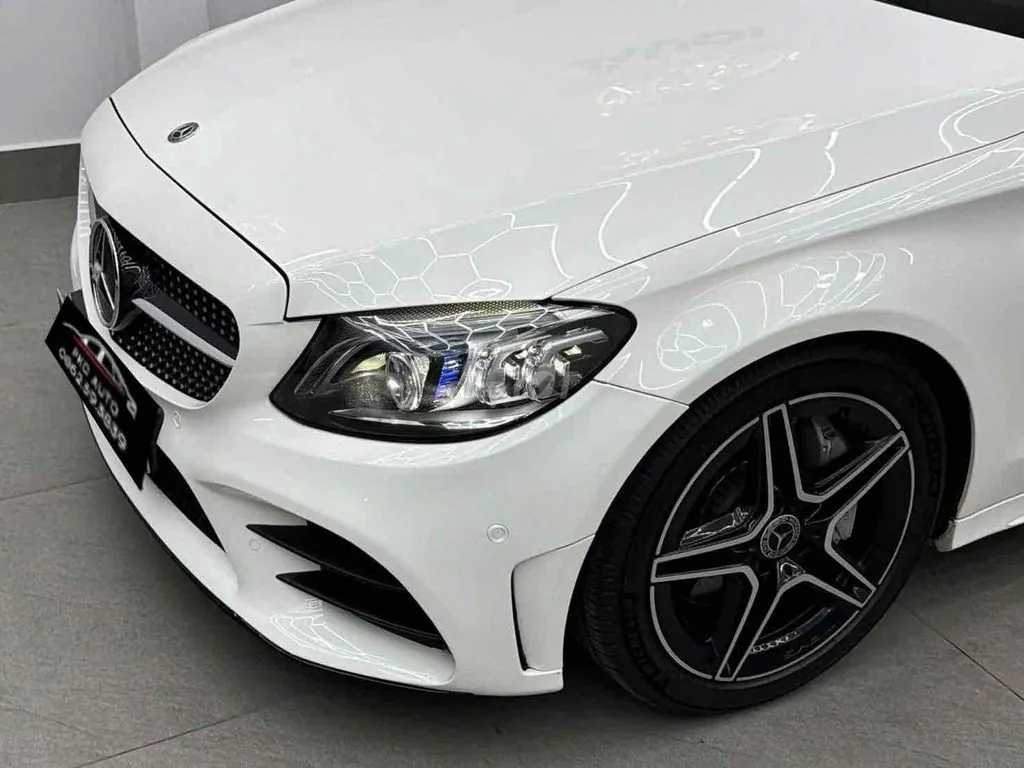 Mercedes-Benz C-Class 2020 photo 3