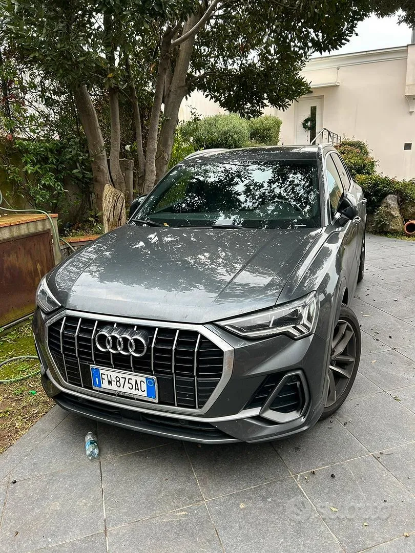 Audi Q3 2019 photo 2
