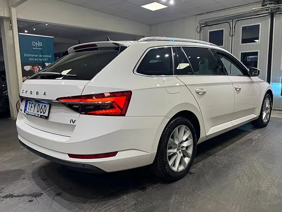 Skoda Superb 2021 photo 4