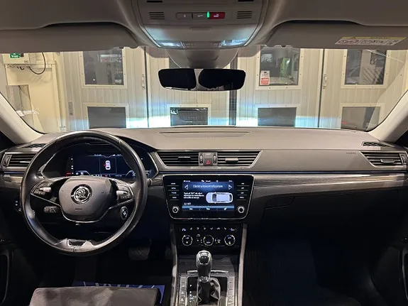 Skoda Superb 2021 photo 5