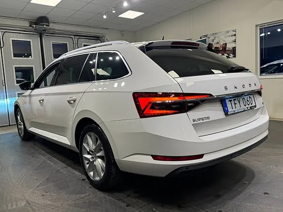Skoda Superb 2021 photo 3