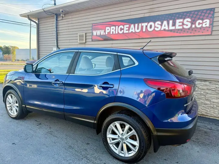 Nissan Qashqai 2018 photo 3