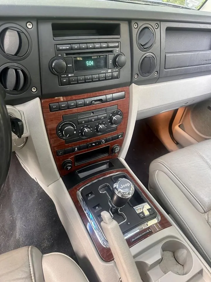 Jeep Commander