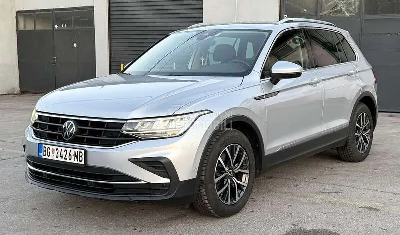 Volkswagen Tiguan 2022 photo 3