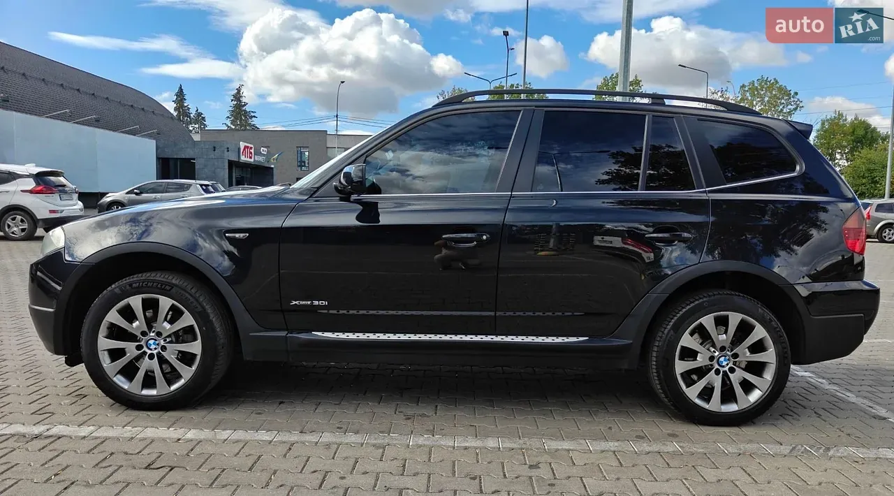 BMW X3 2010 photo 2