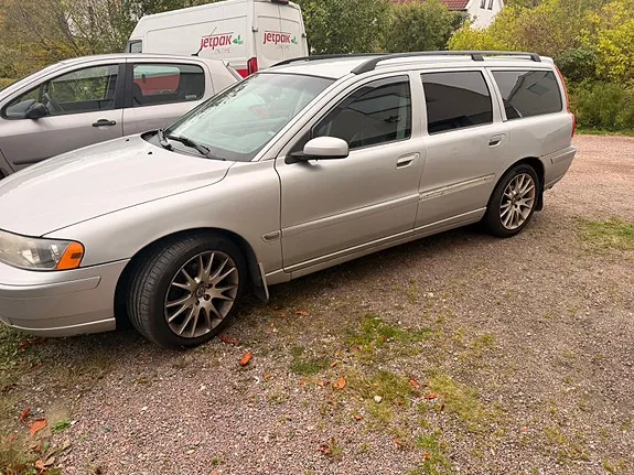 Volvo V70 2006 photo 2