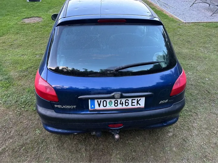 Peugeot 206 2002 photo 3