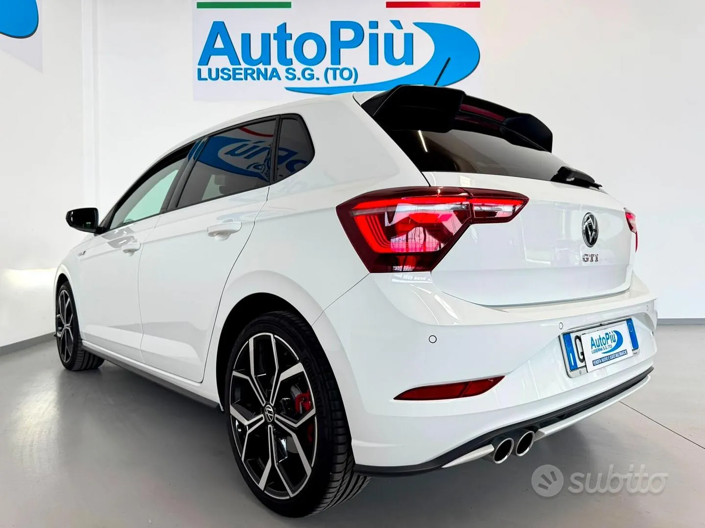 Volkswagen Polo 2023 photo 2